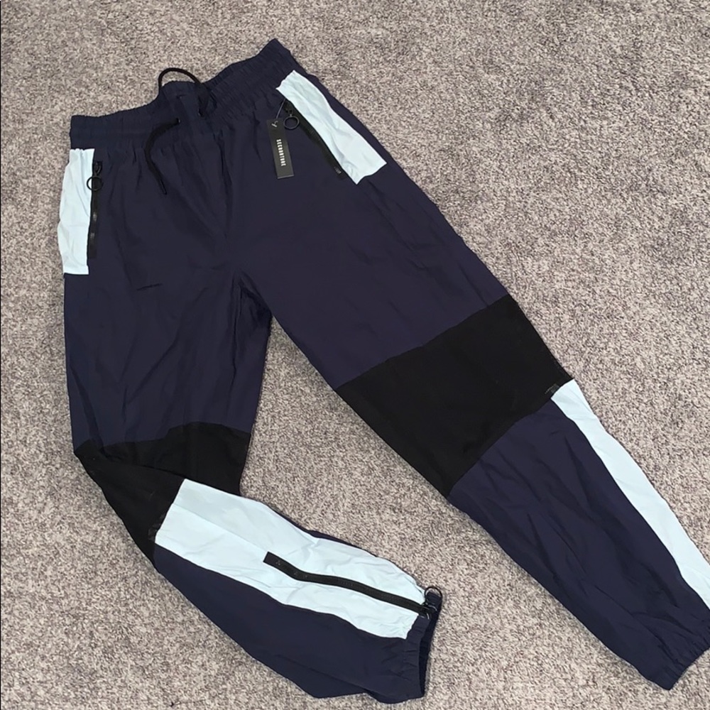 NWT joggers